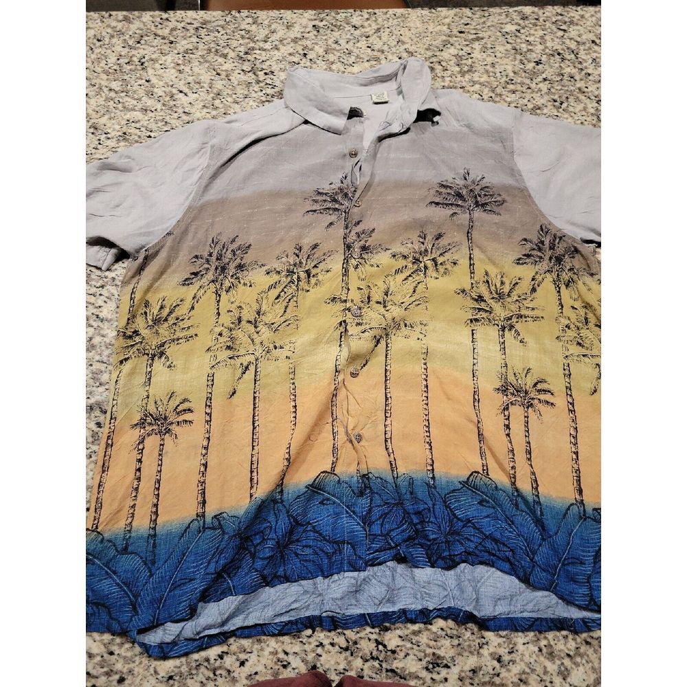 Batik Bay Tropical Print Hawaiian Style Shirt Short Sleeve Men's Size Large